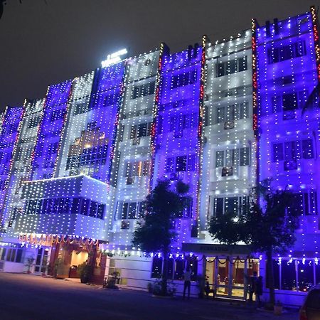 Hotel Vijaya Residency Anakapalle Екстер'єр фото