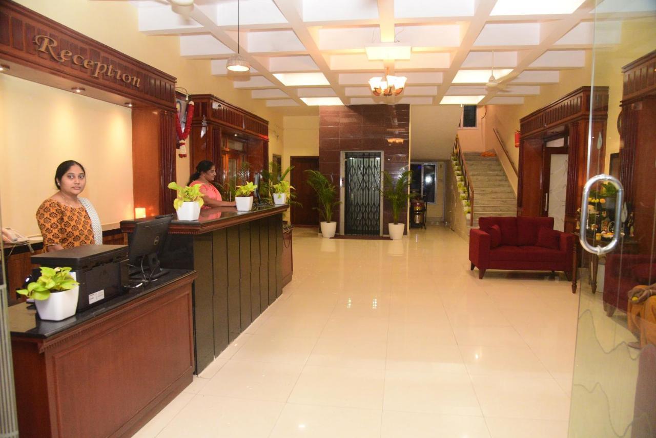 Hotel Vijaya Residency Anakapalle Екстер'єр фото