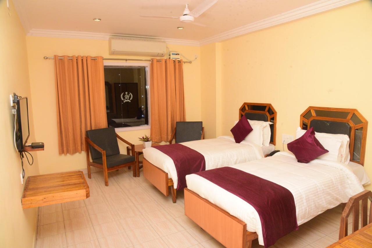 Hotel Vijaya Residency Anakapalle Екстер'єр фото
