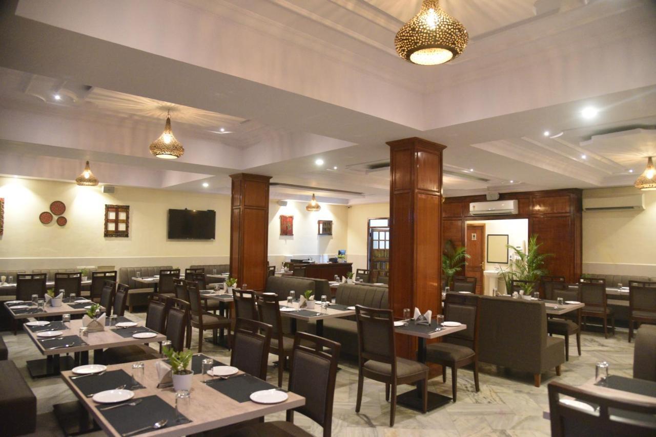 Hotel Vijaya Residency Anakapalle Екстер'єр фото