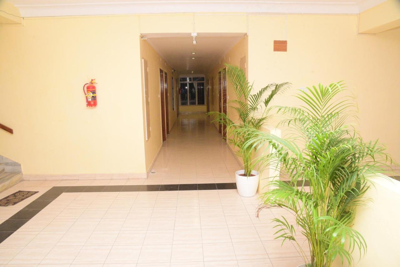 Hotel Vijaya Residency Anakapalle Екстер'єр фото