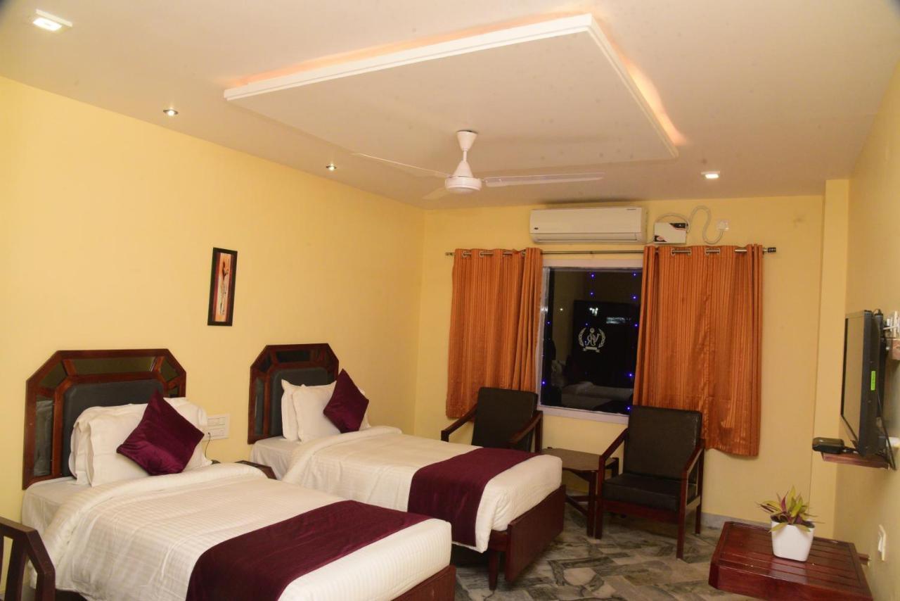 Hotel Vijaya Residency Anakapalle Екстер'єр фото